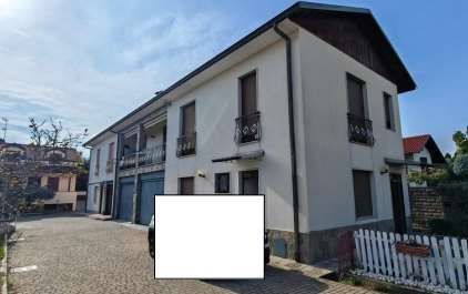 Casa indipendente in residenziale in Via Cavour 50