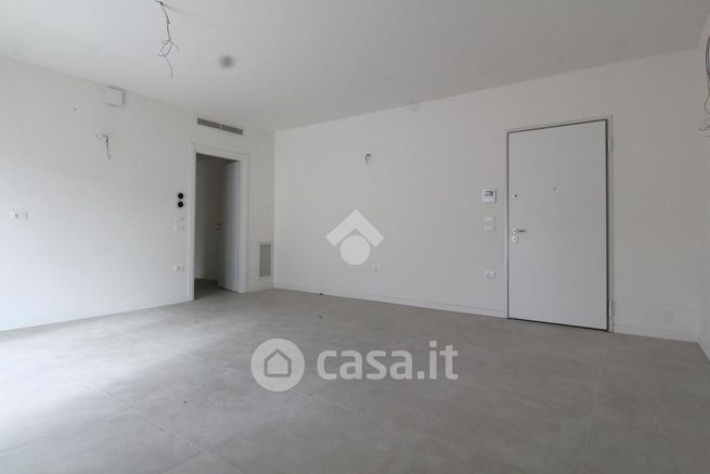 Appartamento in residenziale in Via A. Fusinato 13