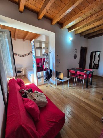Appartamento in residenziale in Via Francesco Lomonaco 27