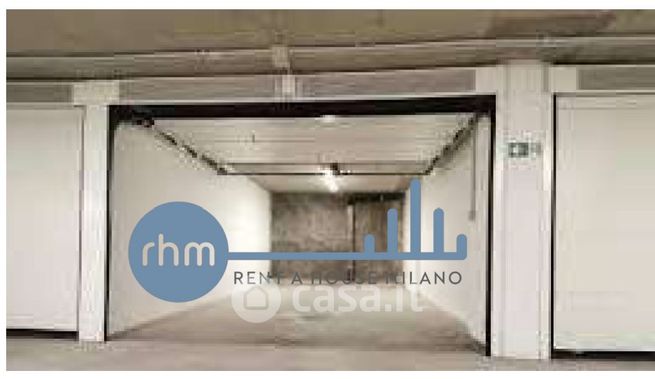 Box/posto auto in residenziale in Via Val Formazza