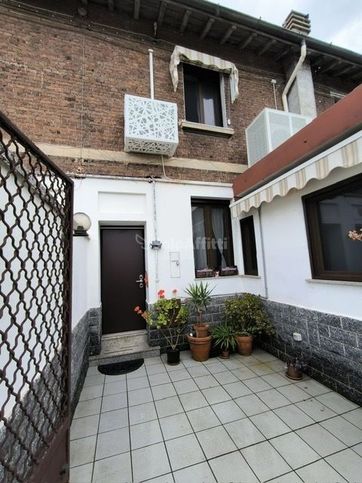 Villetta a schiera in residenziale in Via Gioacchino Rossini 5