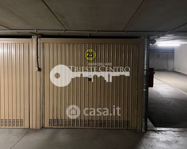 Box/posto auto in residenziale in Via Silvio Pellico 6