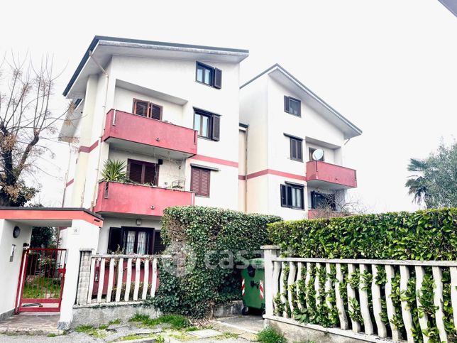 Appartamento in residenziale in Via Groane 8