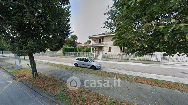 Appartamento in residenziale in Viale Indipendenza