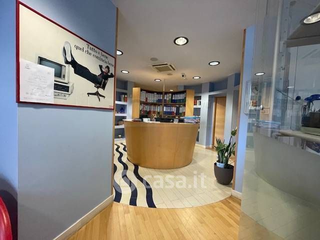 Ufficio in commerciale in Via Goffredo Mameli