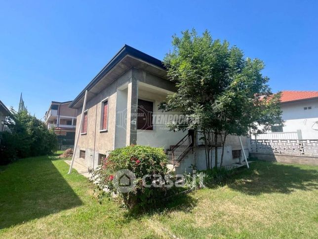 Appartamento in residenziale in Via Fagnana