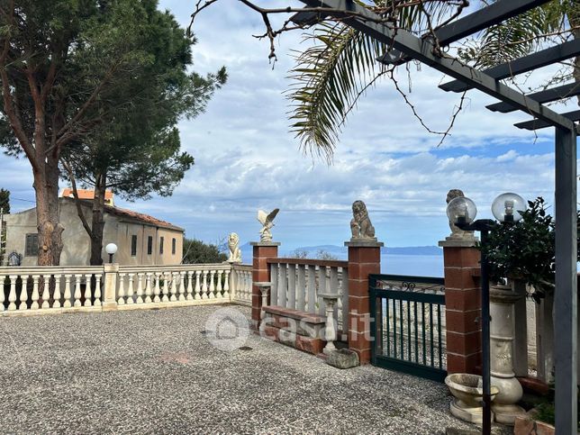 Villa in residenziale in Contrada Santo Stefano