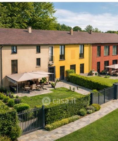 Rustico/casale in residenziale in Strada Tetti Manera 4