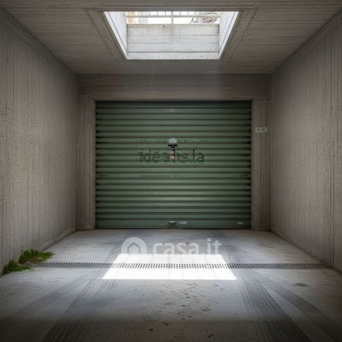 Box/posto auto in residenziale in 