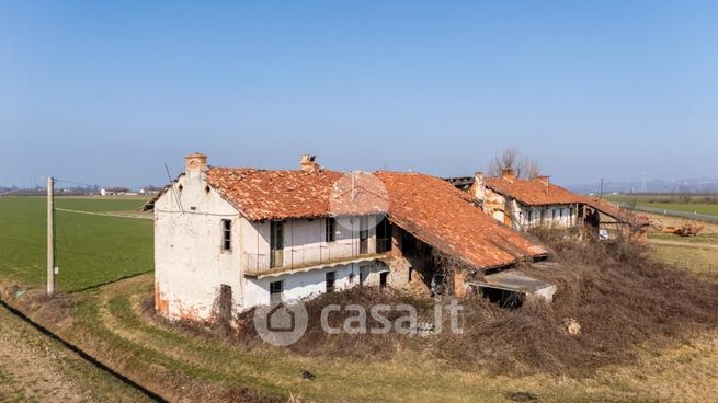 Rustico/casale in residenziale in Frazione San Giovanni 89