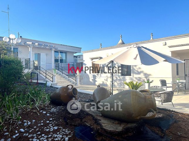 Villa in residenziale in 