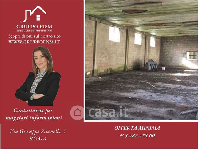 Capannone in commerciale in Via Piano Rosso