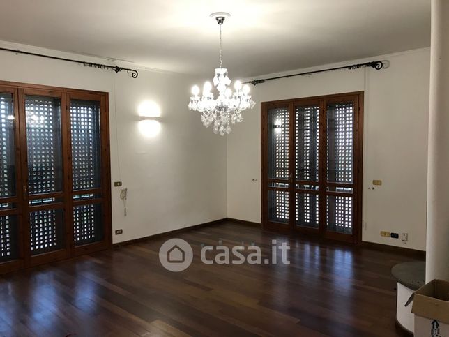 Villa in residenziale in poggio ugolino