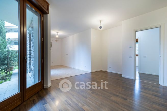 Appartamento in residenziale in Via IV Novembre 65