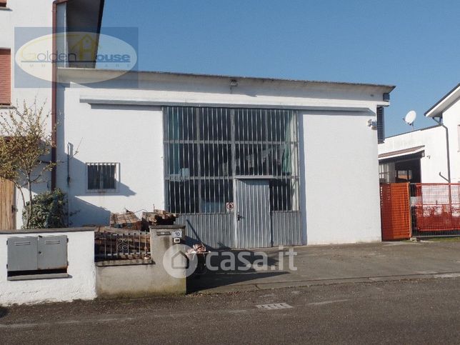 Capannone in commerciale in Via Antonio Gramsci