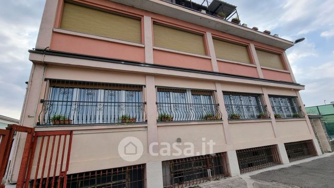 Appartamento in residenziale in Via Vialba 73