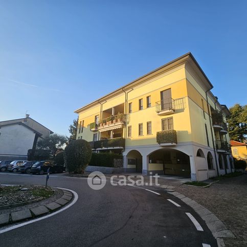 Appartamento in residenziale in Via Alessandro Manzoni 33