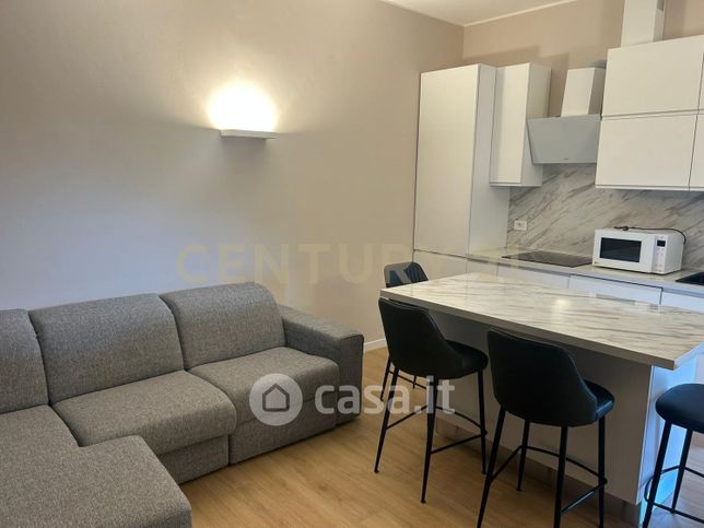 Appartamento in residenziale in Viale E. Villoresi 17