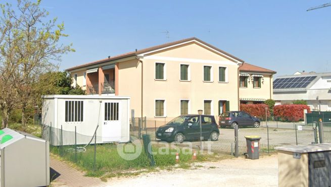 Appartamento in residenziale in Via Lago del Mis
