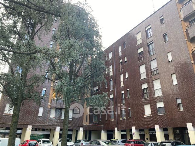 Appartamento in residenziale in Via Montello 6