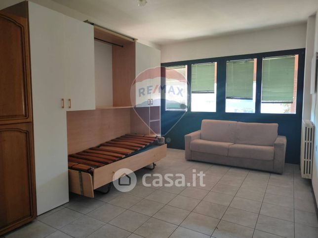 Appartamento in residenziale in Via Parma 33