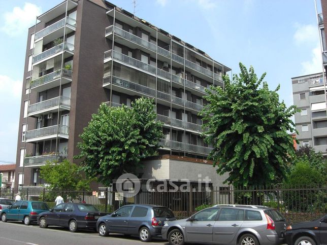 Appartamento in residenziale in Via Angelo Brofferio