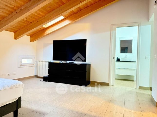 Appartamento in residenziale in Via Andrea Costa 1