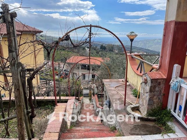 Appartamento in residenziale in Via Torquato Tasso 3-41