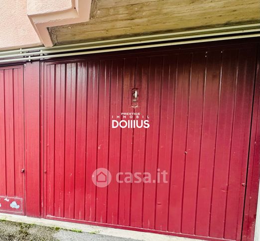 Garage/posto auto in residenziale in Via Villa del Sole