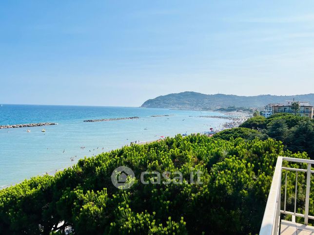 Appartamento in residenziale in Lungomare delle Nazioni 51