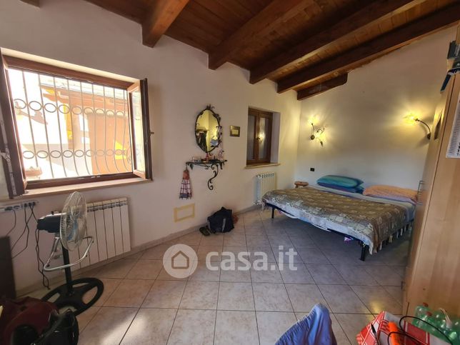 Appartamento in residenziale in Via Colle della Cisterna 1