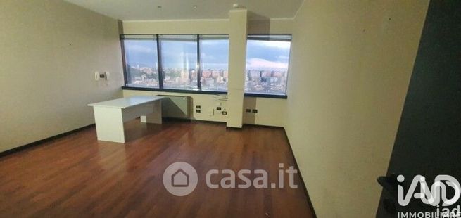 Ufficio in commerciale in Borgo Pila 40