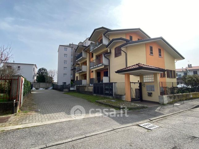 Appartamento in residenziale in Via Daniele Manin