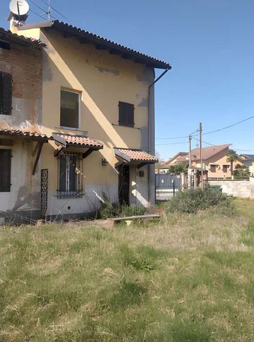 Appartamento in residenziale in Regione Rinalda 4