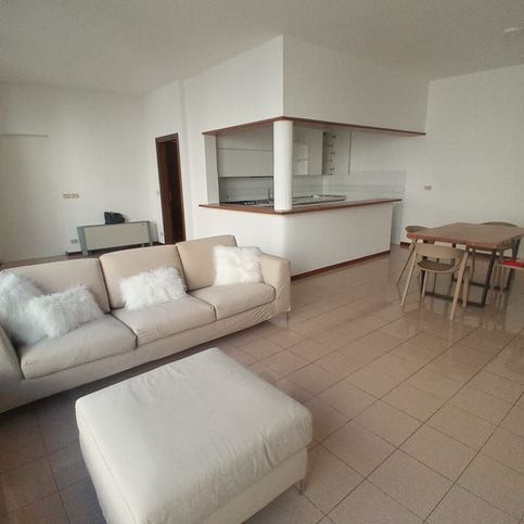 Appartamento in residenziale in Via Bonaldo Stringher