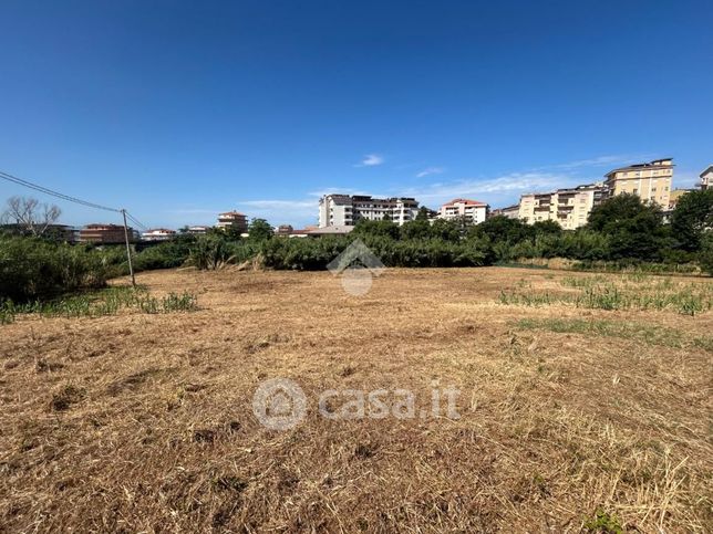 Terreno edificabile in residenziale in Via Indipendenza