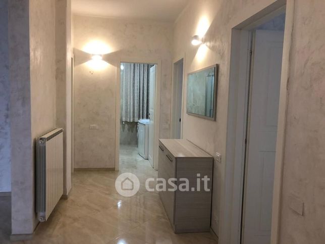 Appartamento in residenziale in Via Mons. G. Sismondo Vescovo