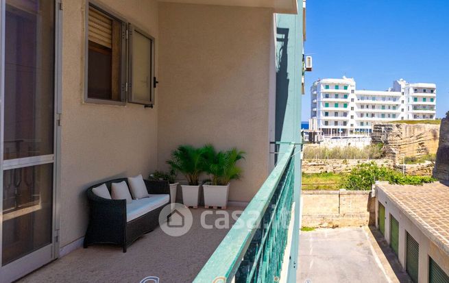 Appartamento in residenziale in Via Roberto D'AngiÃ²