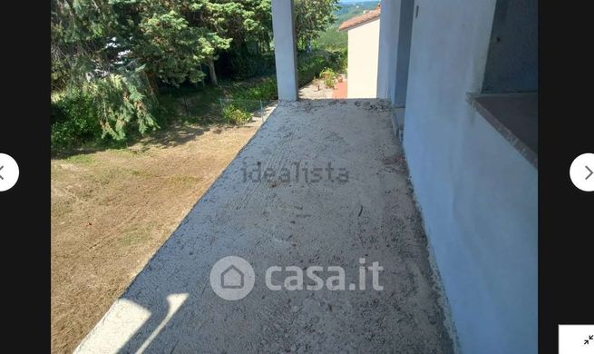 Casa bi/trifamiliare in residenziale in Via Belvedere 1