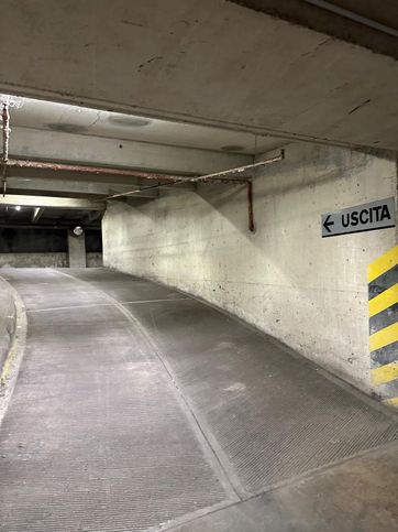 Garage/posto auto in residenziale in Via Pantano 10