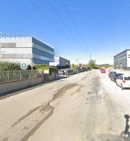 Capannone in commerciale in Via Padre Ugolino Frasca