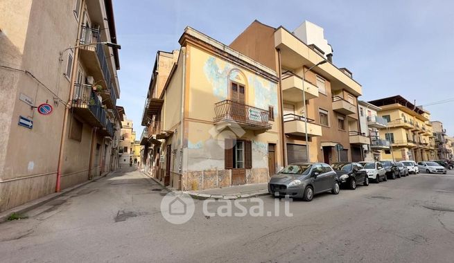 Casa indipendente in residenziale in Via Principe Umberto 145