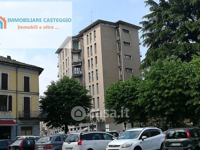 Appartamento in residenziale in Via Alessandro Manzoni 6