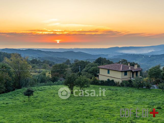 Villa in residenziale in Via Roma