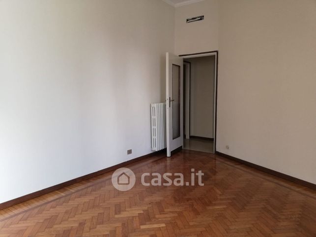 Appartamento in residenziale in Via Giosuè Carducci 12