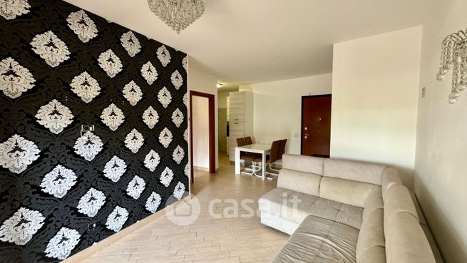 Appartamento in residenziale in Via Carentino 4