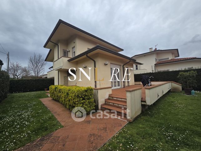 Villetta a schiera in residenziale in Via Piave
