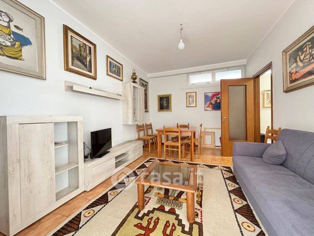 Appartamento in residenziale in Via Vellone 53