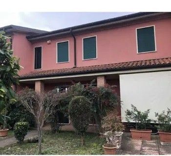 Appartamento in residenziale in Via Santa Giustina 17 /A