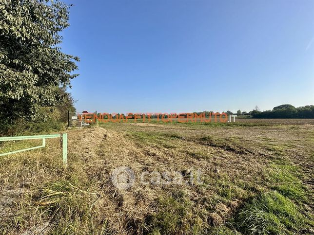 Terreno agricolo in commerciale in Via Diaz